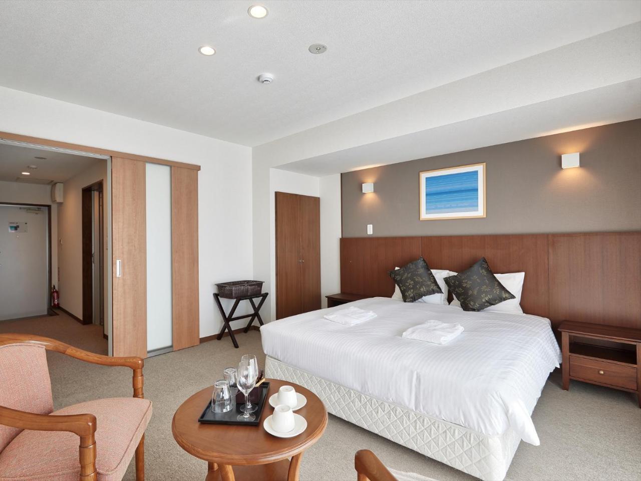 Creass Hotel Tsubogawa Marche Naha Eksteriør billede